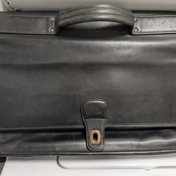Coach Vintage 1997 G7S-0524 Black Leather Briefcase/Messenger Bag - Picture 12 of 14